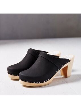 Maguba Anthropologie Stockholm Clogs Black Nubuck Suede Swedish Size 37
